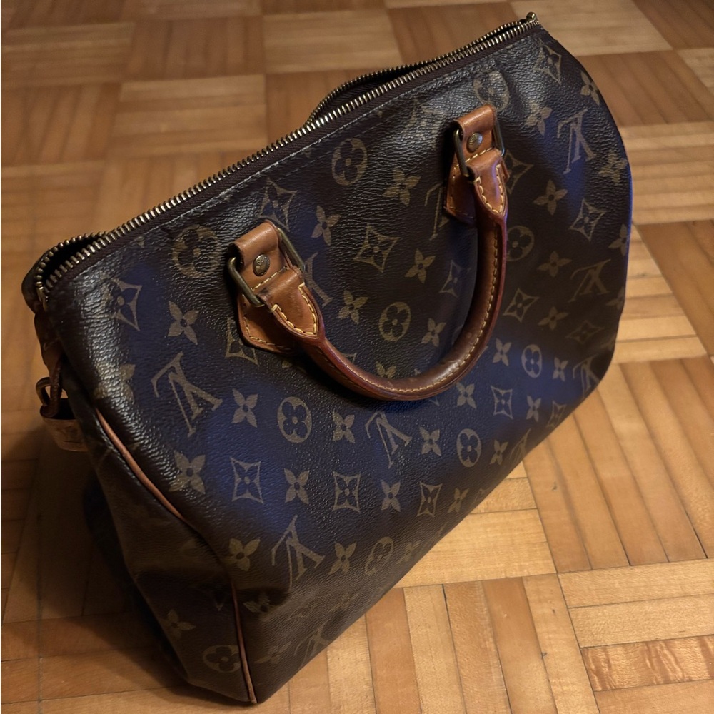Louis Vuitton vintage speedy